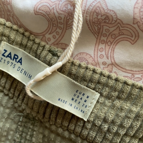 Velvet Skirt - Picture 2 of 2